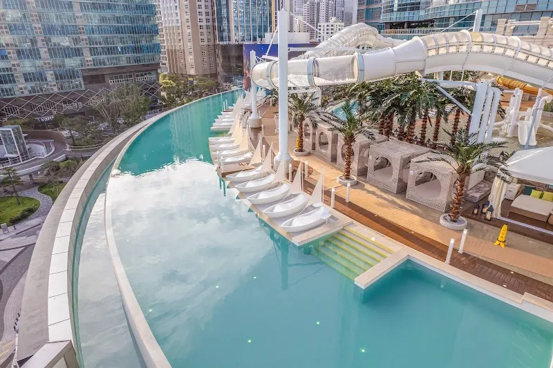 Club D Oasis water park in Busan, BSN