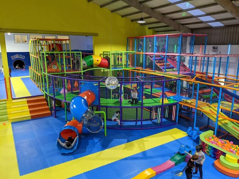 Color Party Fun Park amusement center in Maia Centro, Porto