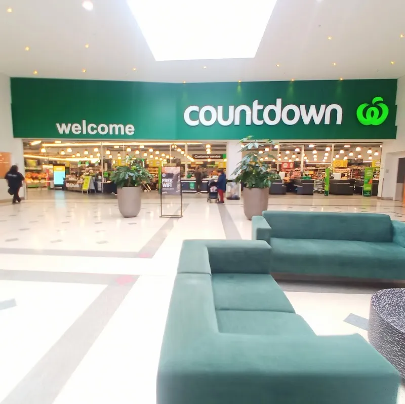 Countdown Henderson Café cafe in Henderson, AKL