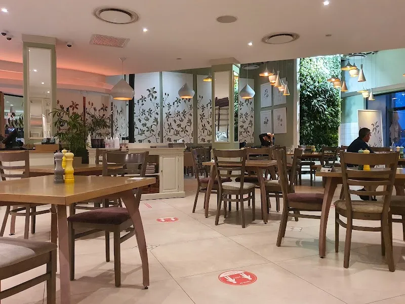 Crème Brûlée Café cafe in Bryanston, GP
