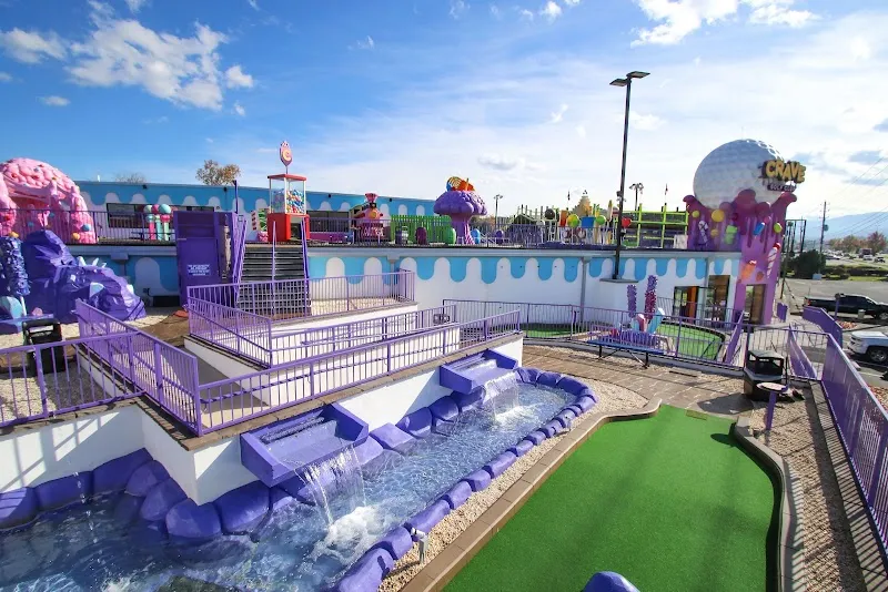 Crave Golf Club miniature golf course in Pigeon Forge, TN