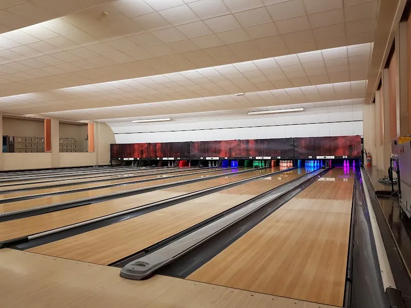 Crosly Bowling bowling alley in Brussels, BRU