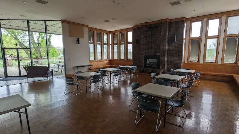 Crown Point Community Center community center in Johnston, IA