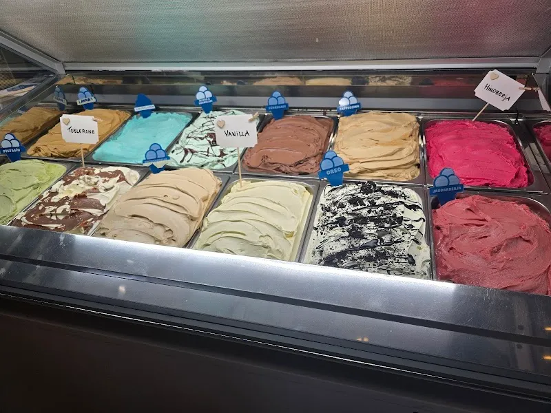 Crymogenia Ice Cream & Dessert Café ice cream in Hafnarfjörður, CR