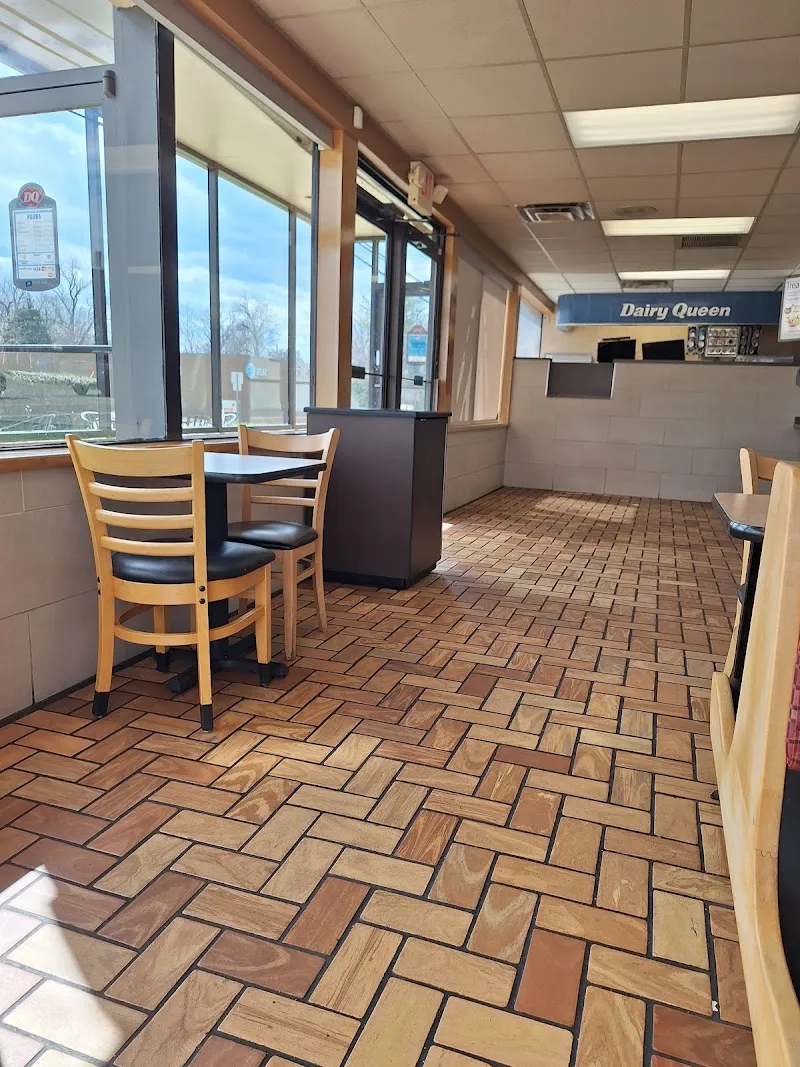 Dairy Queen Grill & Chill Fast Food in Crestwood, KY