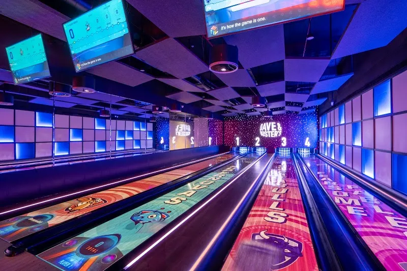 Dave & Buster's Mumbai bowling alley in Malad, MH