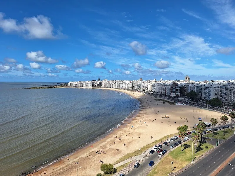 De los Pocitos Beach beach in Montevideo, MO
