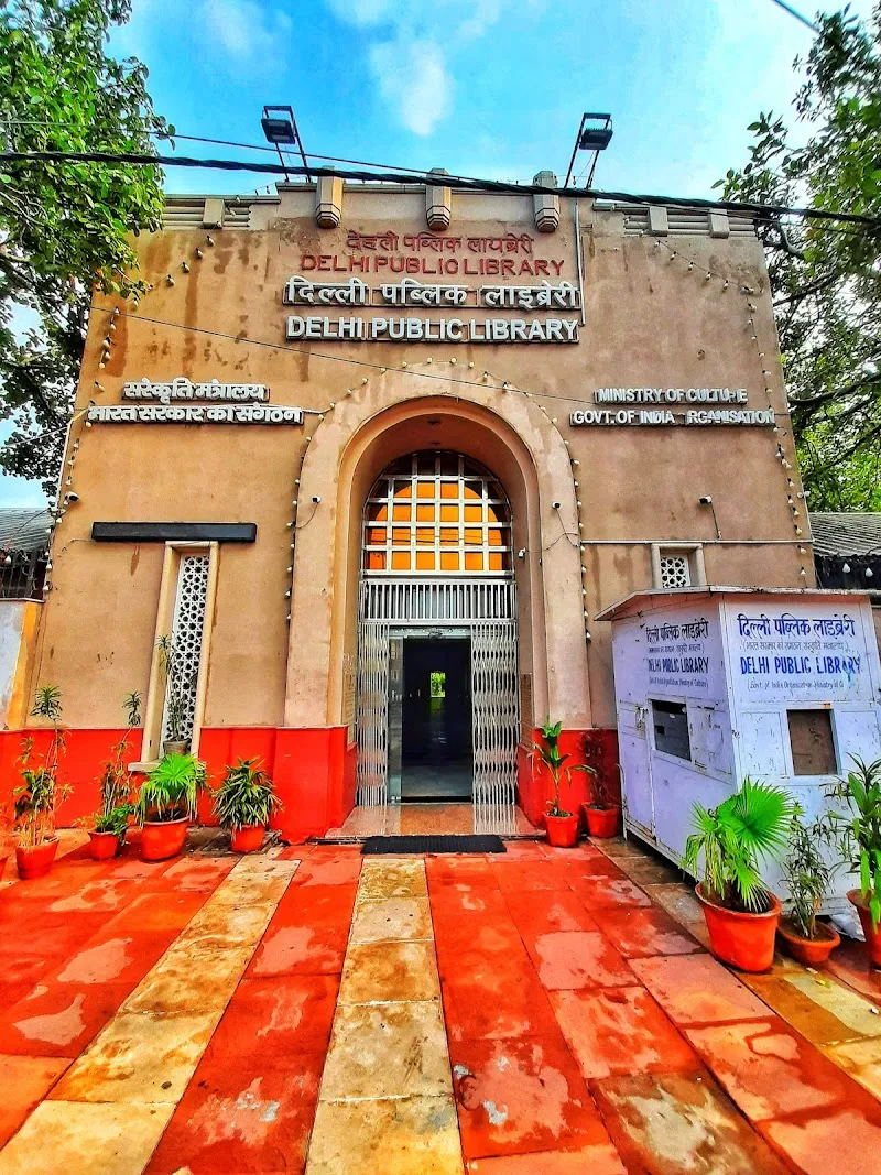Delhi Public Library library in Rajeev Chowk Area, DL