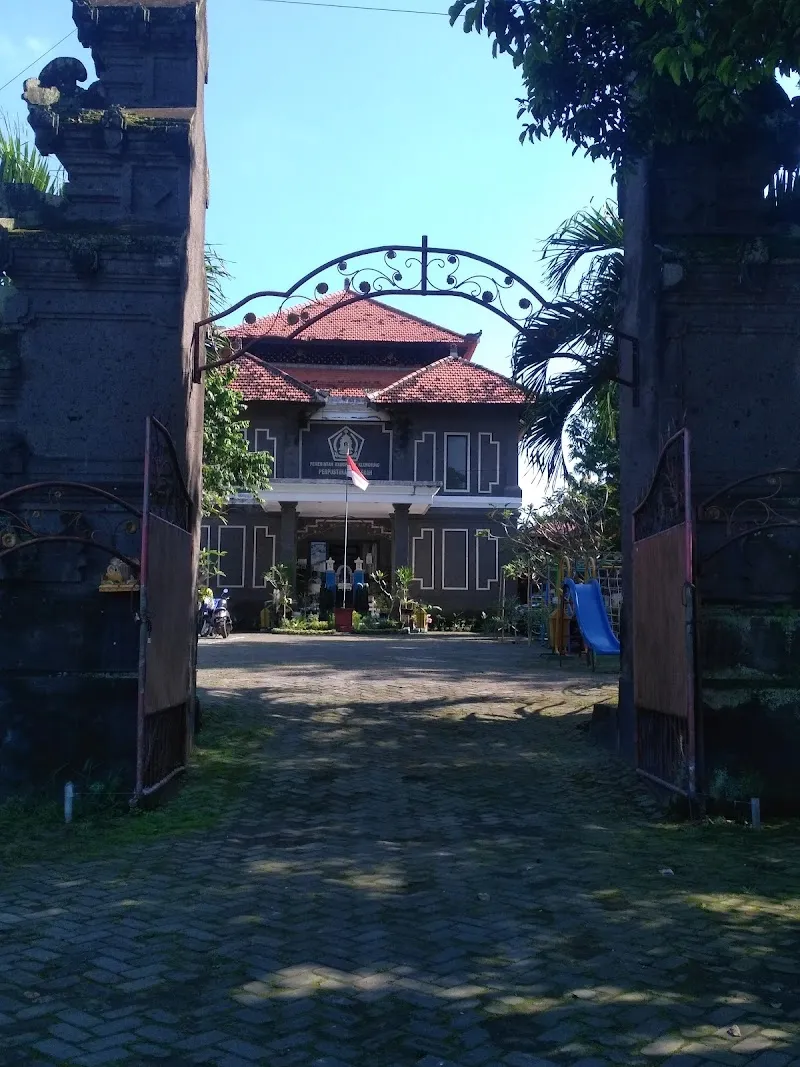 Dinas Kearsipan dan Perpustakaan Kabupaten Klungkung library in Klungkung, Bali
