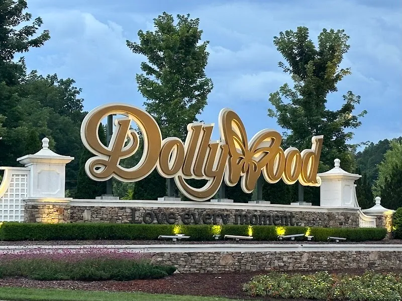Dollywood amusement park in Pigeon Forge, TN