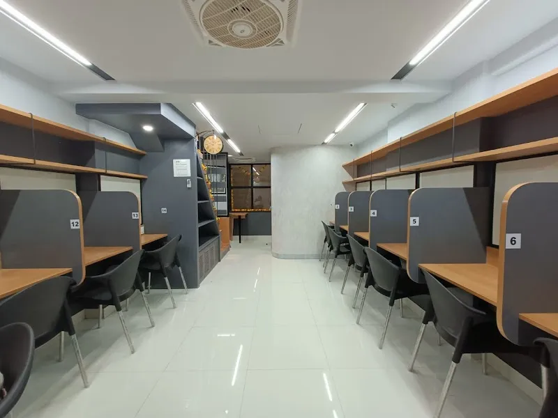 Dombivali Civic Center Library library in Dombivali, MH