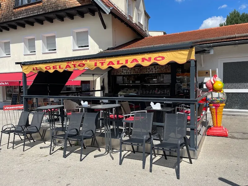 Eis-Café Sicily Ice Cream & Frozen Yogurt in Grünwald, BY