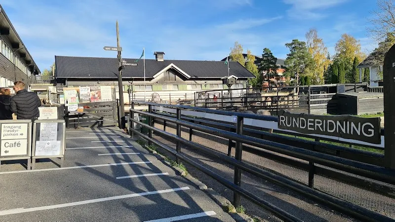 EKT Riding school and visitors' farm AS sports coaching in Ekeberg, Oslo