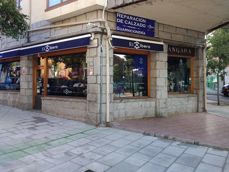 El Albero womens clothing store in Torrelodones, Madrid