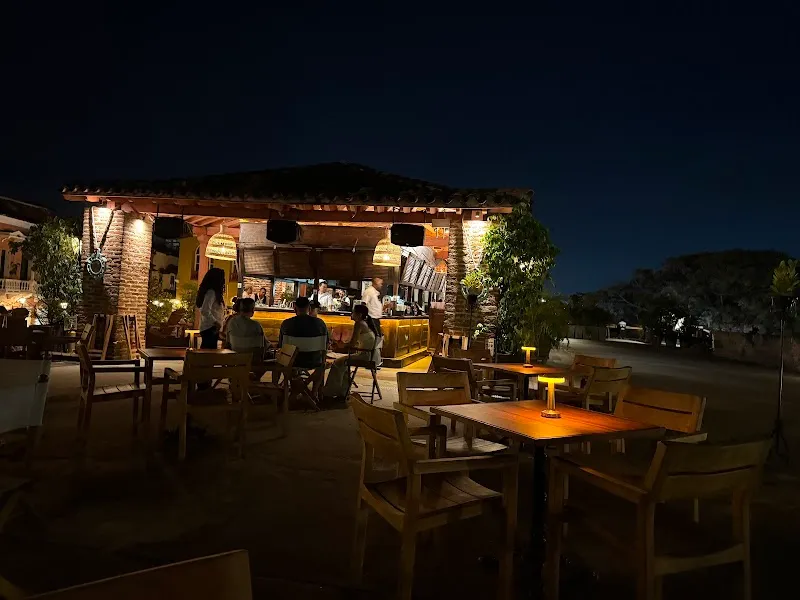 El Baluarte Restaurant Terrace restaurant in Getsemaní, Bolivar