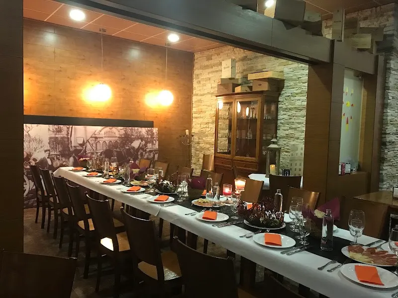 El Bosque Spanish in Paterna, V