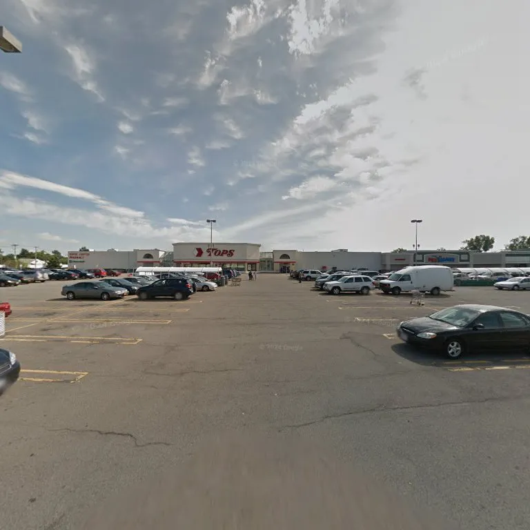 Elmwood Plaza business center in Elmwood Village, NY