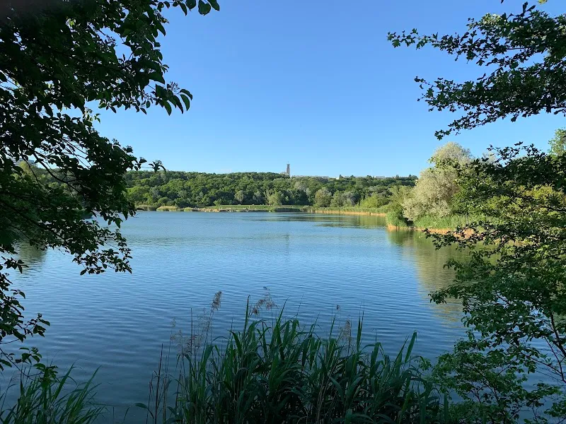 Erholungsgebiet Wienerberg park in Liesing, VIE