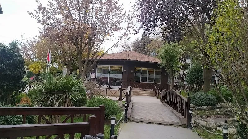 Esenler Halk Kütüphanesi library in Esenler, Istanbul