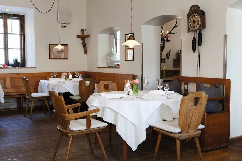 Family Restaurant Zum Schloss restaurant in Elsbethen, Salzburg