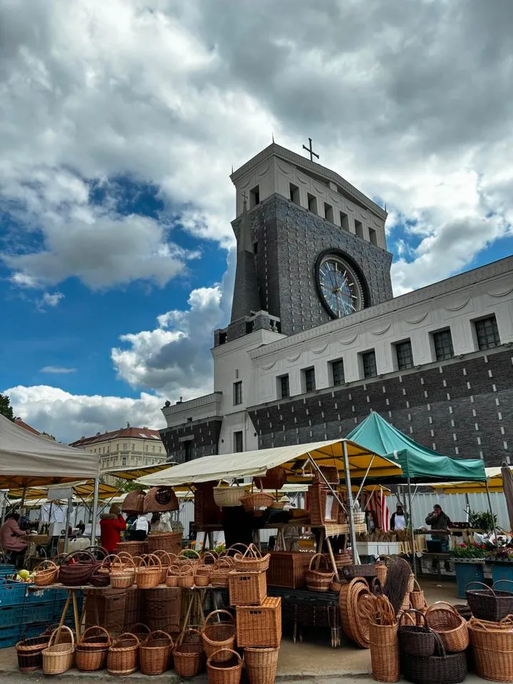Farmers' Market, Jiřího z Poděbrad farmers market in Vinohrady, CZ