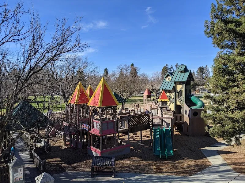 Ferns Park park in Woodland, CA