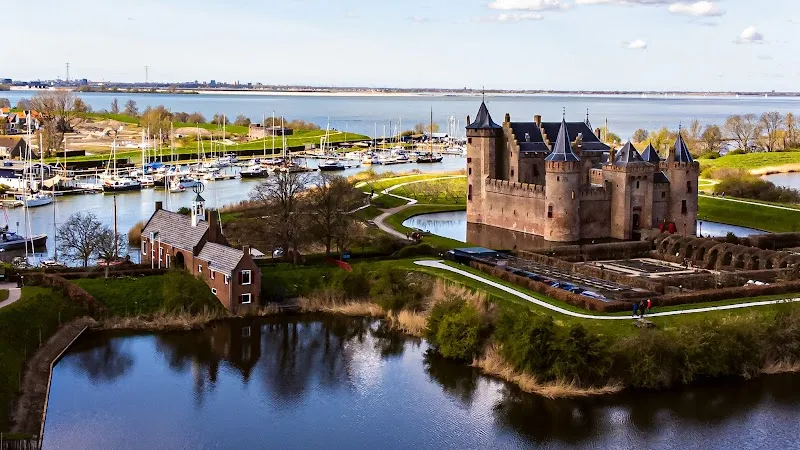 Fiber2Fashion Creative Studio entertainment in Gooise Meren, NH