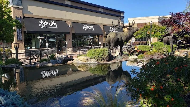 Fountains at Roseville shopping mall in Rocklin, CA