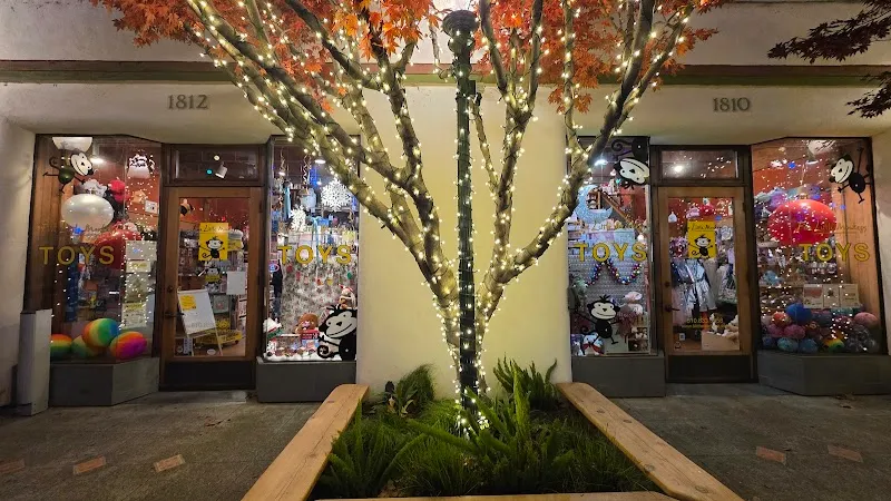 Fourth Street Shops shopping mall in Berkeley, CA