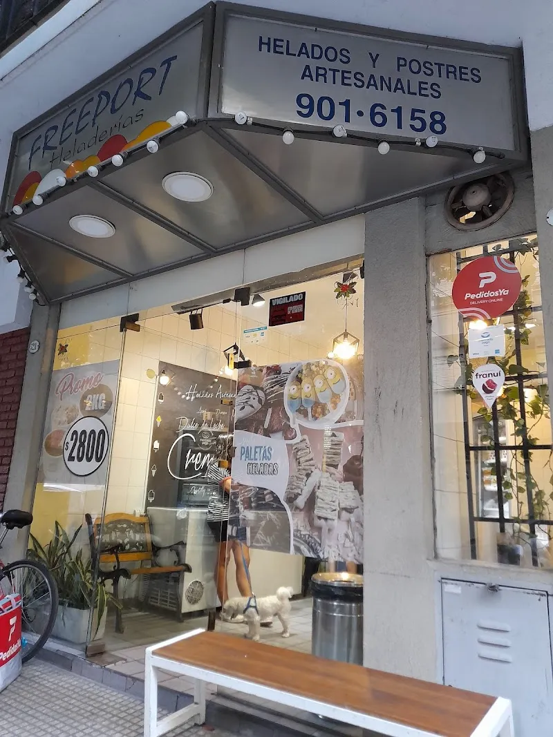 Freeport Ice Cream & Frozen Yogurt in Caballito, BA