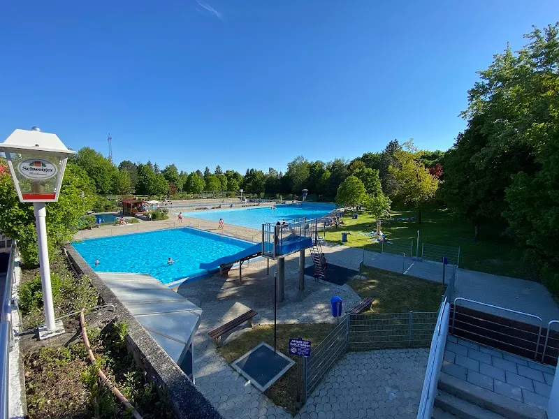 Freibad Germering swimming pool in Gräfelfing, BY
