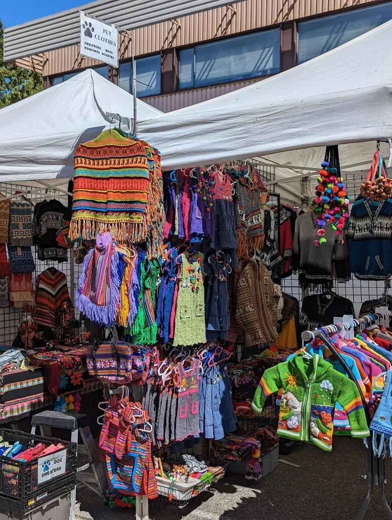 Fremont Sunday Street Market flea market in Fremont, WA