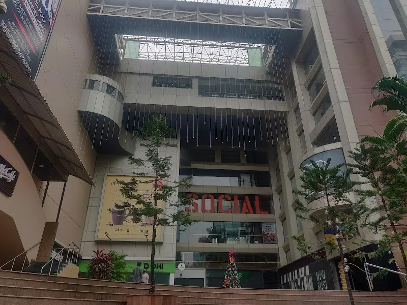 Fun Republic Mall movie theater in Borivali, MH