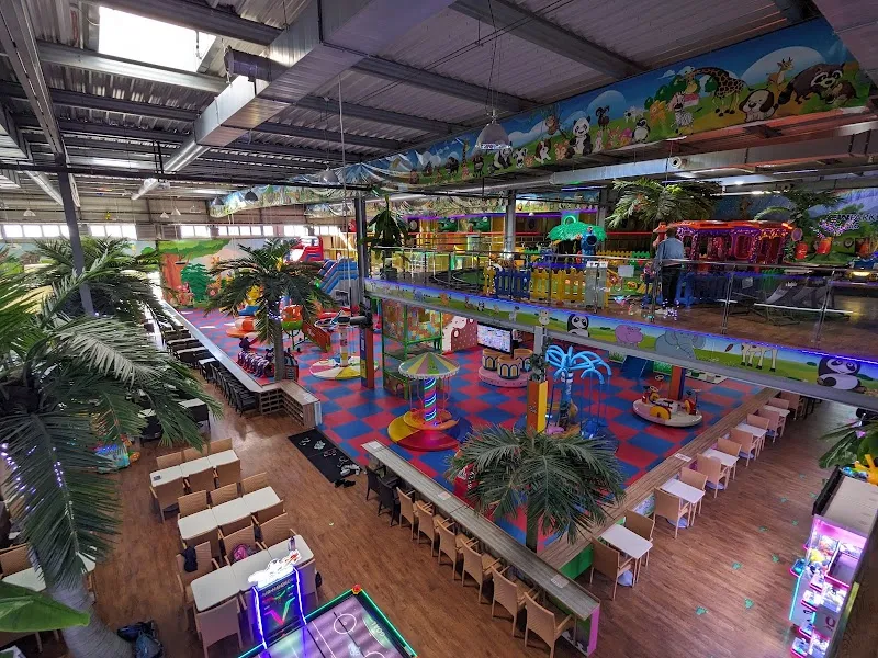 Funpark Giraffe amusement park in Prague, PRG