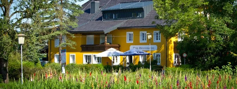 Gasthaus Dorfkneipe restaurant in Thalgau, Salzburg