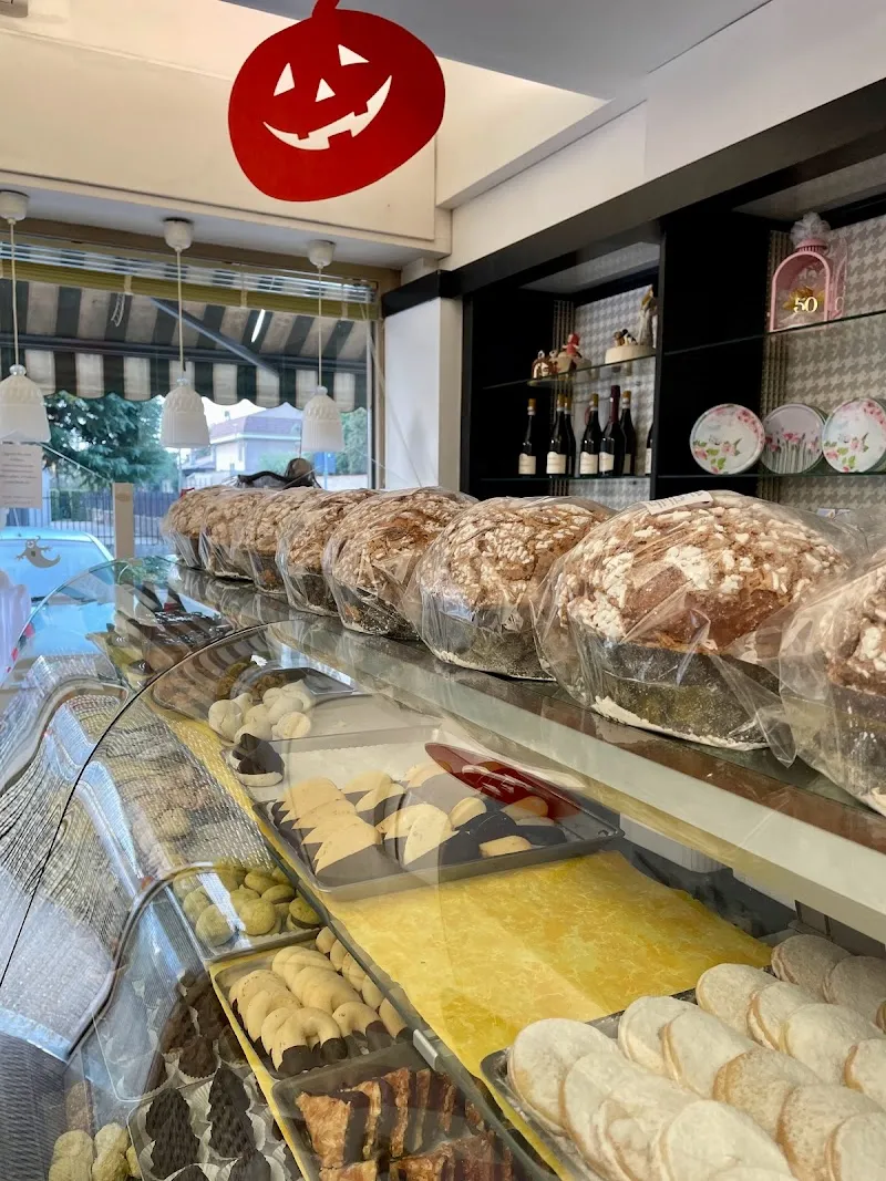 Gelateria Artigianale Dolce Vita ice cream in Rho, Lombardy