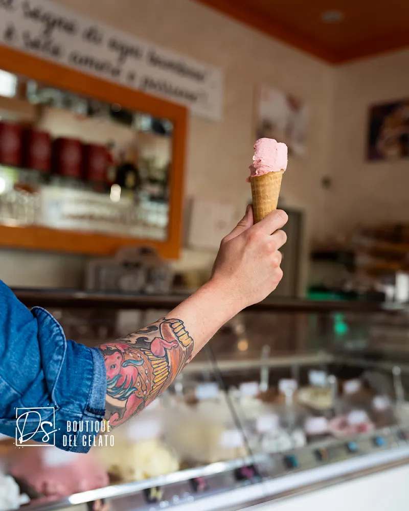 Gelateria Dolce Vita ice cream in Favaro Veneto, VE