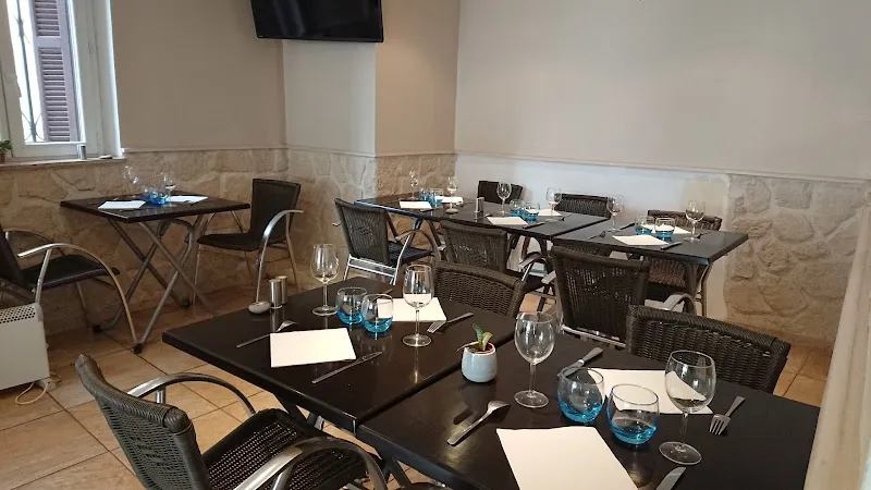 Gelateria La Dolce Vita ice cream in Saint-Jeannet, PACA