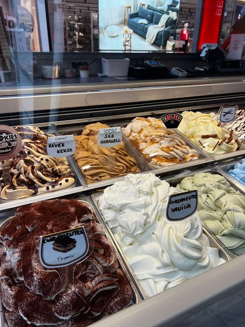 Gelato Café Budaörs ice cream in Budaörs, Budapest