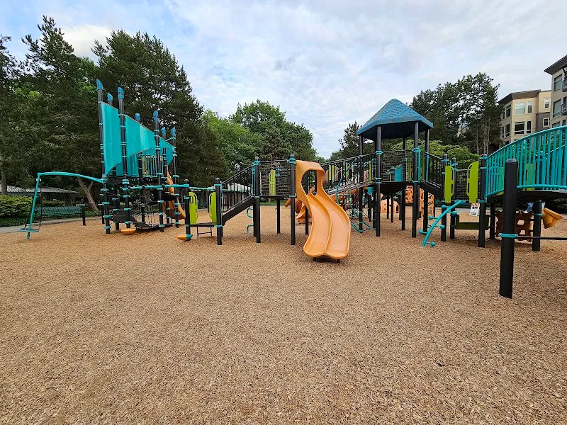 Gene Coulon Memorial Beach Park city park in Renton, WA