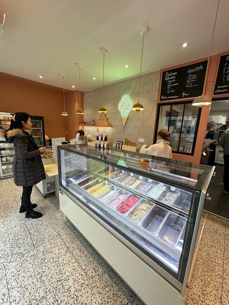 Glacerie du Bois ice cream in Neuilly-sur-Seine, IDF