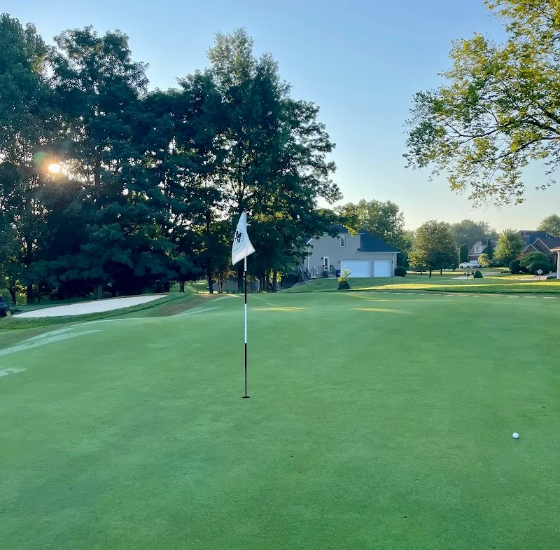 GlenOaks Country Club point of interest in Anchorage, KY