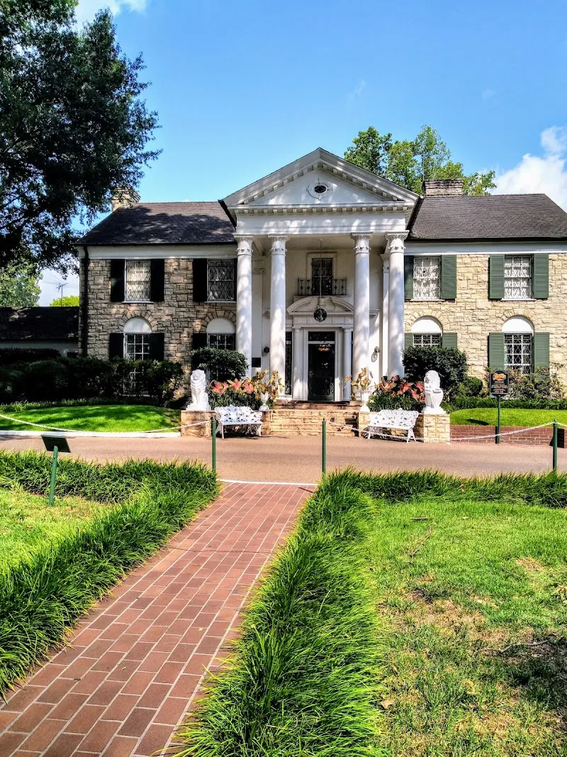 Graceland museum in Memphis, TN