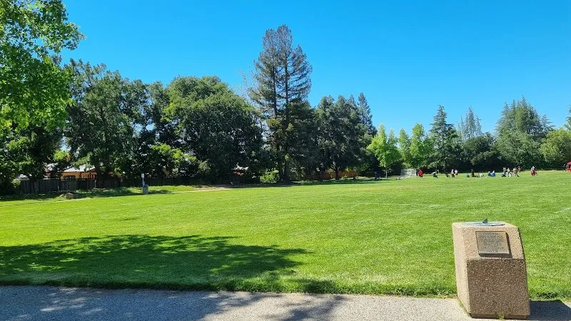 Grant Park park in Los Altos, CA