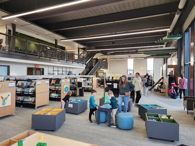 Grimes Public Library library in Grimes, IA