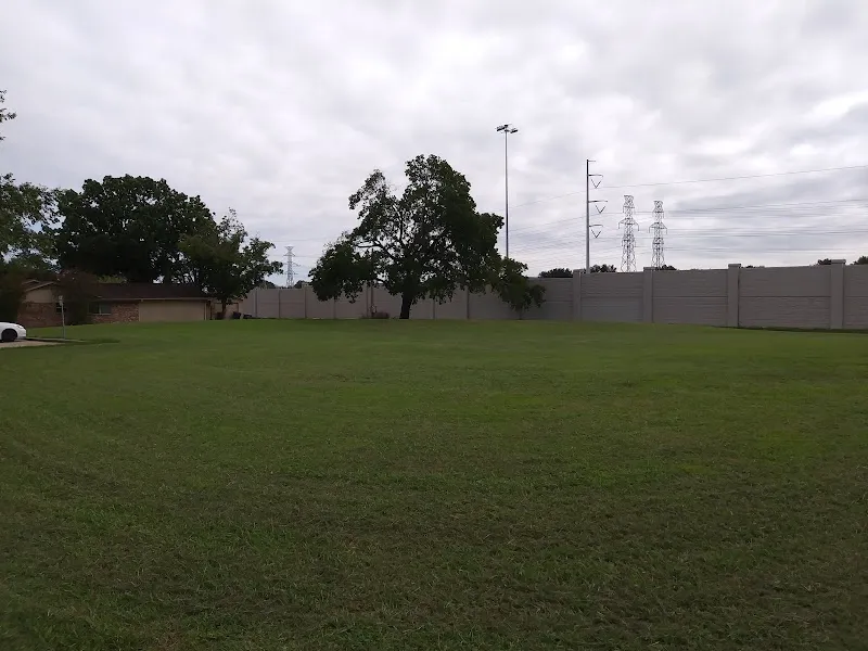 Grissom Park park in Garland, TX