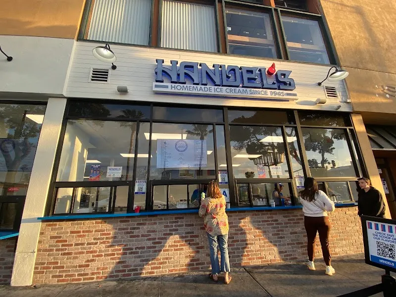 Handels Homemade Ice Cream Ice Cream & Frozen Yogurt in Sherwood, OR