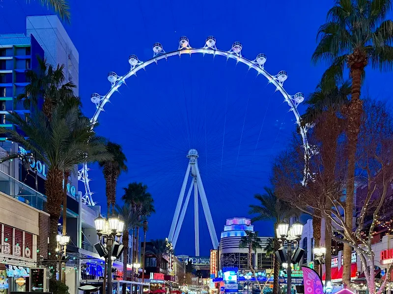 High Roller ferris wheel in Las Vegas, NV