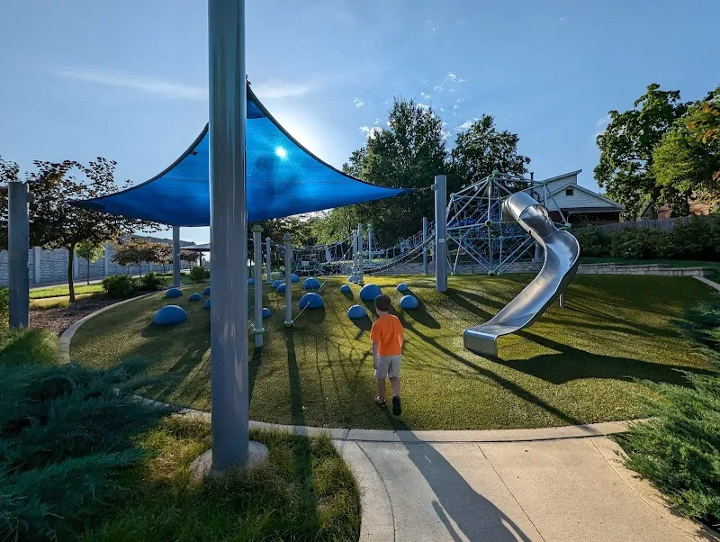 Highland Park park in Richmond Heights, MO