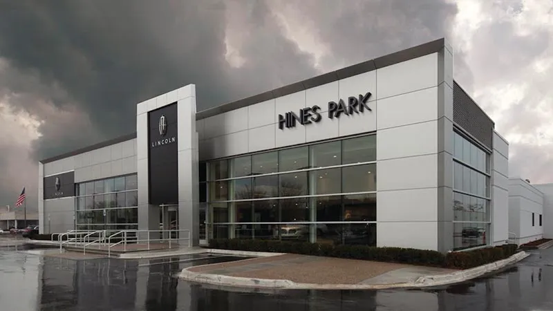Hines Park Lincoln car dealer in Plymouth, MI